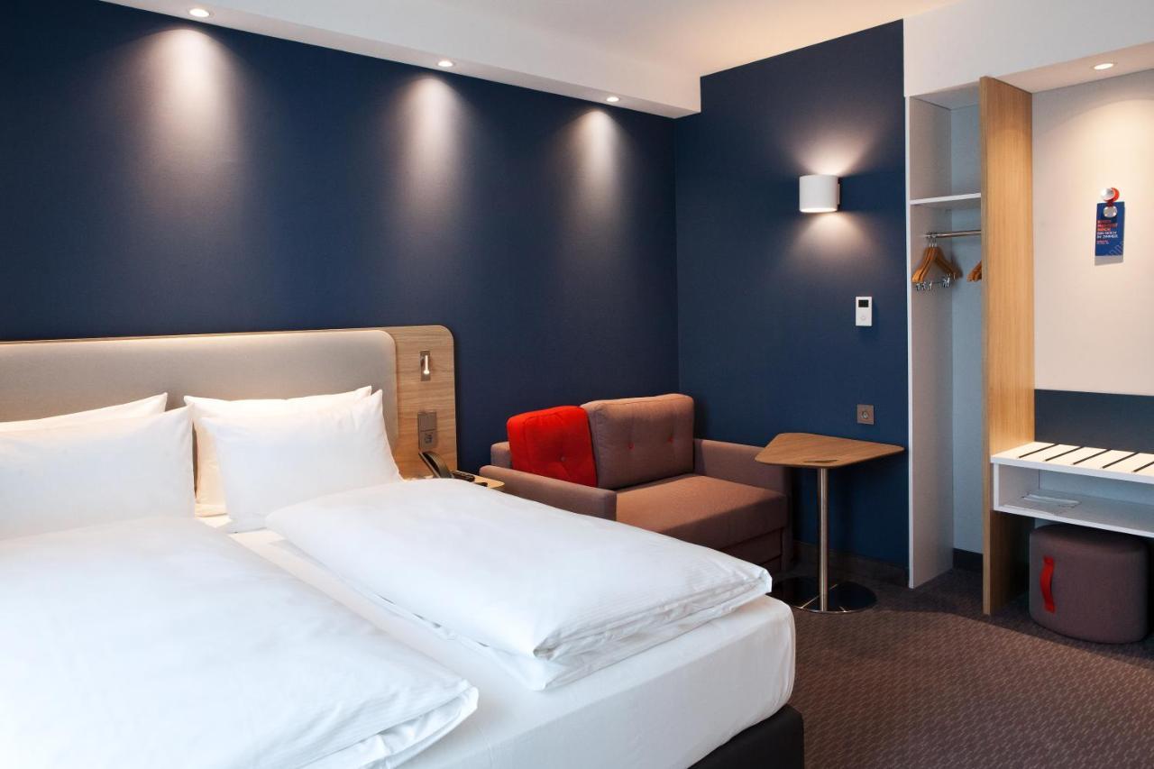 Express - By Ihg
